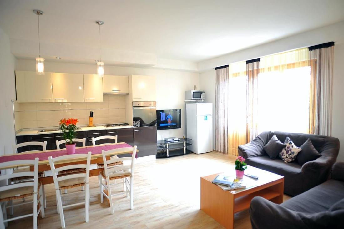 Apartmani Anita Medulin Extérieur photo